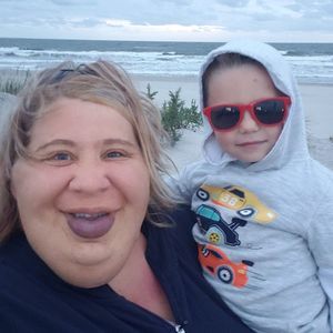 Meet your Posher, Desiree